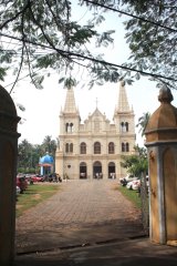 01-Santa Cruz Basilica
